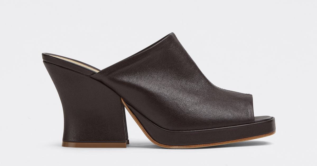 Tendencia de calzado para Primavera/Verano 2022: Mules con tacón