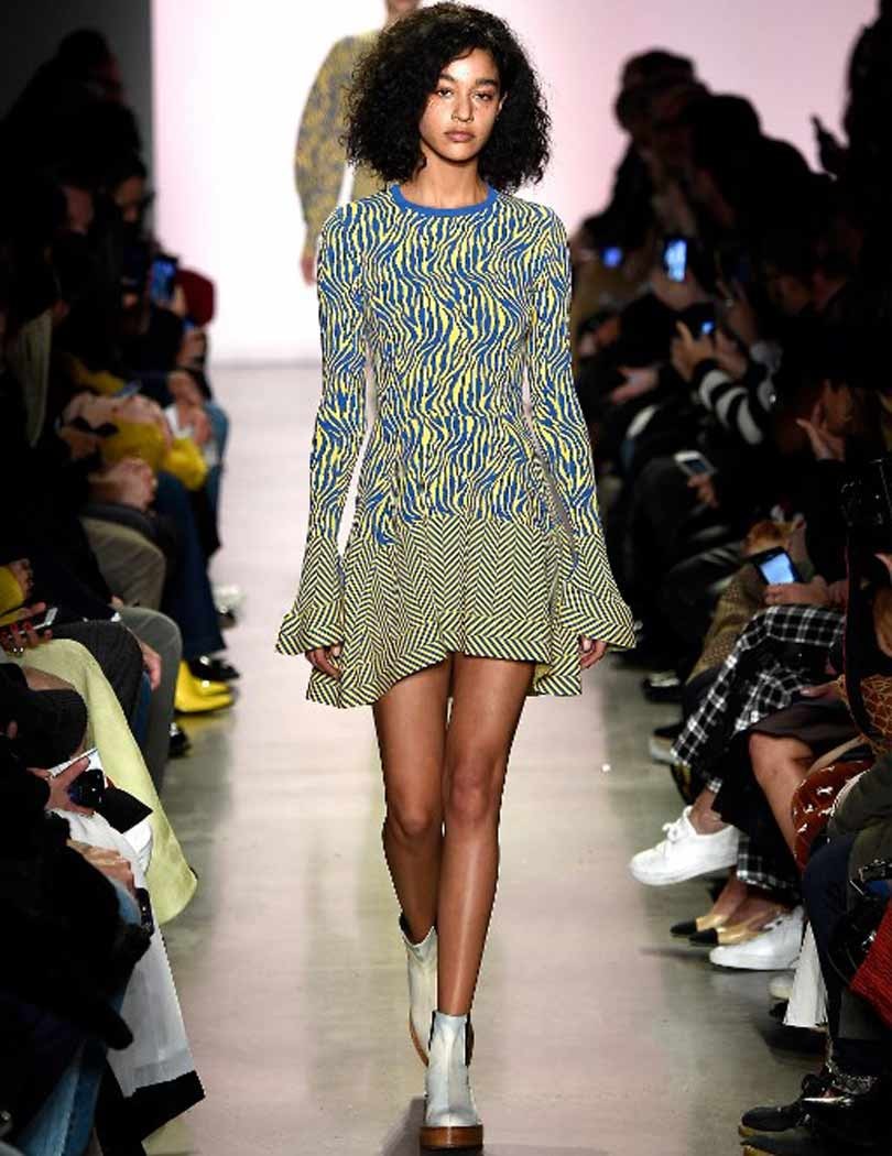 Esteban Cortázar retorna a la NYFW con un homenaje a Sudamérica Esteban Cortázar retorna a la NYFW con un homenaje a Sudamérica