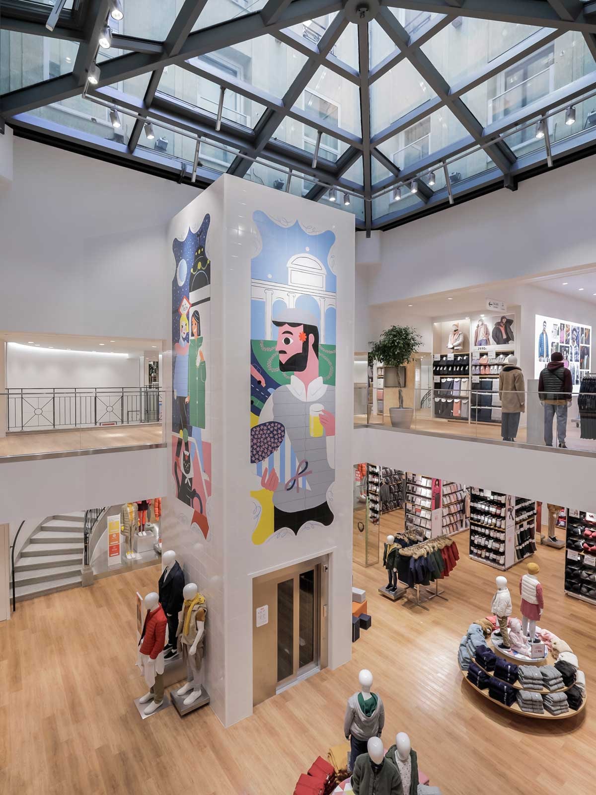 Uniqlo abre sus puertas en Madrid Uniqlo abre sus puertas en Madrid